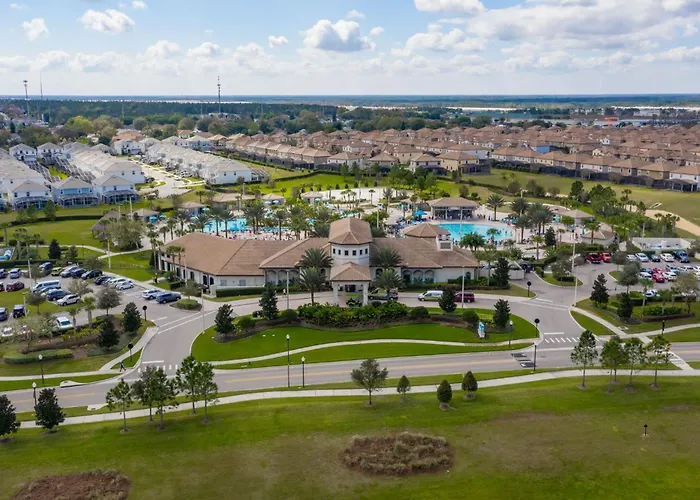 Upstay - Sanctuary House W Pool & Spa In Davenport